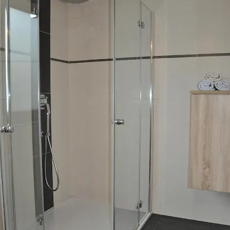 בית הארחה Gaestehaus Holaus 3*