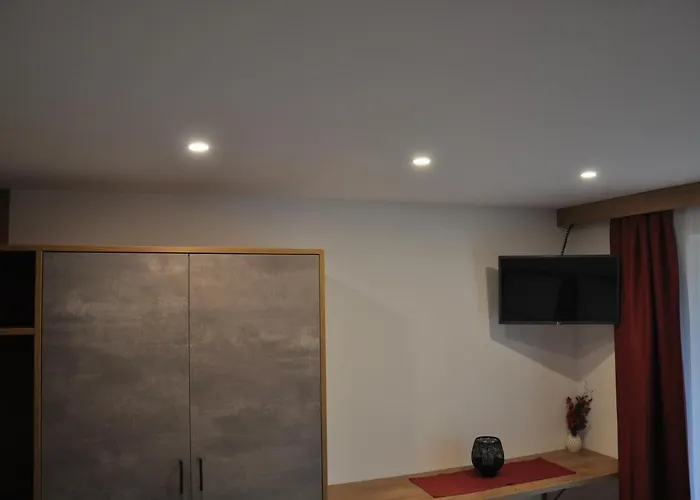 Gaestehaus Holaus Πανσιόν