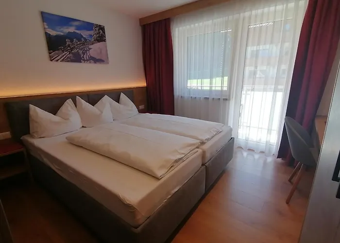 Casa de hóspedes Gaestehaus Holaus 3*