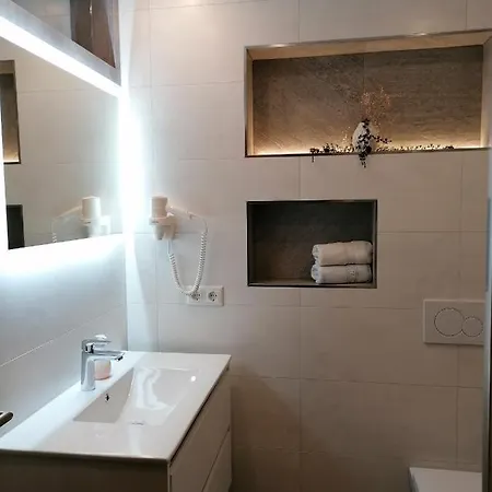 Gastehaus Holaus Guest house *