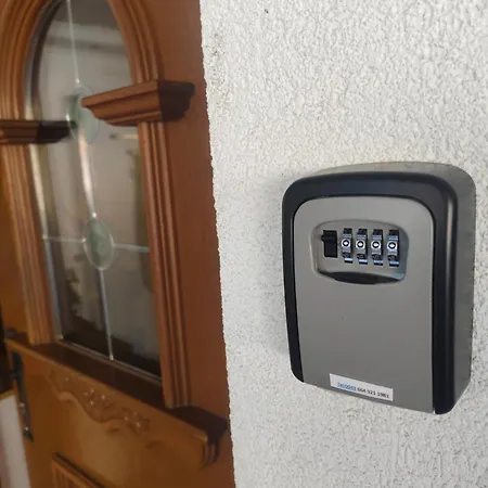 火鲁斯民宿 招待所 迈尔霍芬